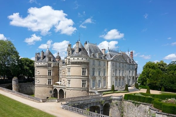 Châteaux cachés de la vallée de la Loire : itinéraire hors des sentiers battus