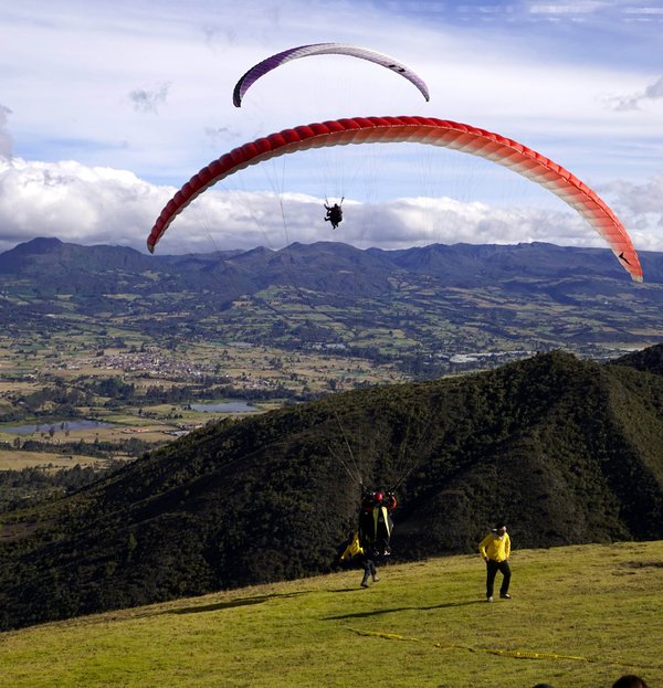 Comment choisir la meilleure destination pour des vacances de parapente